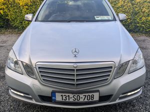 MERCEDES BENZ-E-CLASS  AUTO/LOW KLMS - Image 2