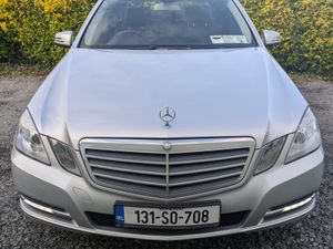 MERCEDES BENZ-E-CLASS  AUTO/LOW KLMS - Image 2