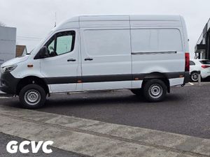 Mercedes-Benz Sprinter 319MWB Select Automatic 4X4 - Image 2