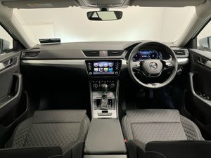Skoda Superb Ambition DSG 2.0tdi 150BHP - Reversi - Image 4