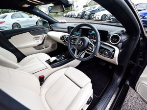 Mercedes-Benz CLA Class 180 Progressive Auto - Image 4