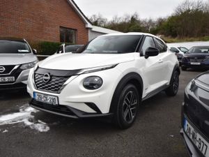 Nissan Juke 251 Demo. Hybrid Premium - Image 3