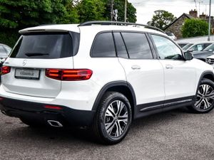 Mercedes-Benz GLB- Class 200d Progressive Night P - Image 2