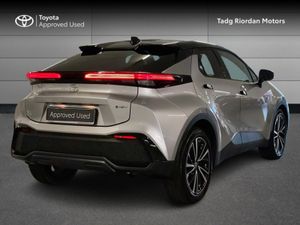 Toyota C-HR Hybrid SOL - Image 2