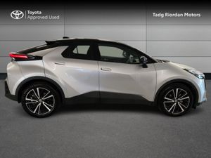 Toyota C-HR Hybrid SOL - Image 3