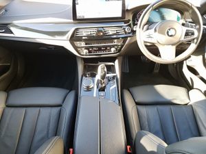 BMW 5 Series 520d M Sport - Image 4