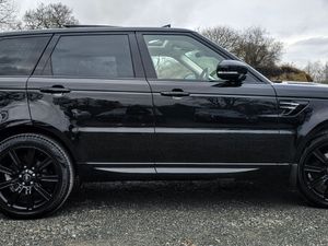 🔥 2018 Range Rover Sport HSE 240HP Diesel - Image 4