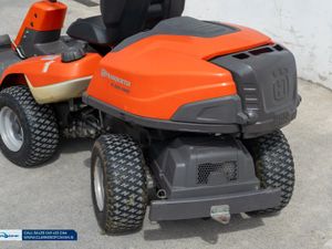 2020 Husqvarna R320AWD Lawnmower - Image 4