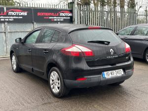 Renault Megane 1.5DCI Limited  “SUNROOF”2015 - Image 4