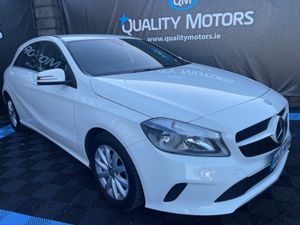 2017 MERC A180 (B38) - Image 3
