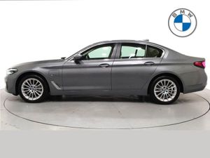 BMW 5 Series 530e SE Saloon - Image 4