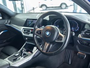 BMW 3-Series M SPORT AUTO - Image 4