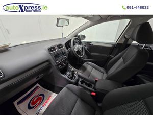 Volkswagen Golf 1.6 TDI S 105PS 5DR - Image 2