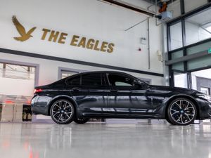 BMW 5-Series M SPORT AUTO - Image 3