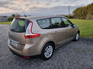 141 Grand Scenic 1.6 Diesel Bose Edition - Image 4