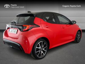 Toyota Yaris Yaris Hybrid Premier - Image 2