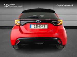 Toyota Yaris Yaris Hybrid Premier - Image 4