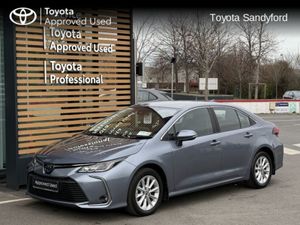 Toyota Corolla Hybrid Luna Auto Saloon // Toyota - Image 4