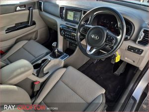 Kia Sportage 1.7 Platinum - Image 2