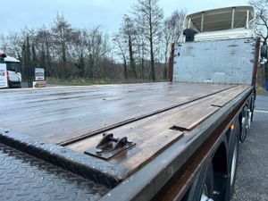 2017 DAF CF 400 EURO 6, Sleepercab, 8X2 Rear Lift - Image 2