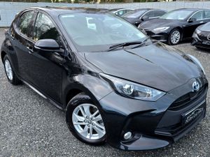 🔥2024 Toyota Yaris Luna 1.5 Petrol Hybrid - Image 3
