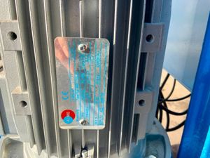 3 PHASE HYDRAULIC POWER PACK....3kw.......48j. - Image 4