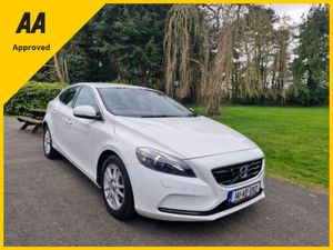 💥2014 Volvo V40💥(AUTO+Warranty+Low KM's) - Image 3