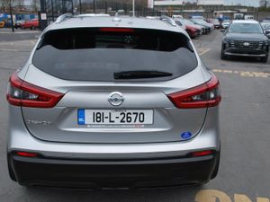 Nissan Qashqai 2018 - Image 4