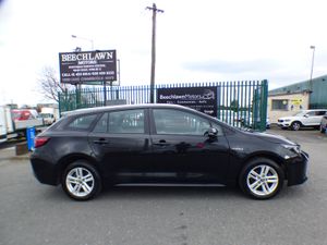 TOYOTA COROLLA 1.8 HYBRID LUNA AUTO ESTATE - Image 2