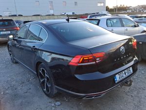 Volkswagen Passat R-line 2.0 Tdi Manual 6speed Fw - Image 3