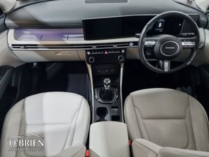 Hyundai Tucson 2WD Executive - Image 2