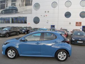 Toyota Yaris 2021 - Image 2