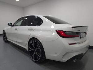 BMW 320D M-SPORT X-DRIVE AUTO - Image 2