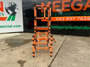 INSULATED GRP PODIUM ACCESS PLATFORM....712. - Image 3