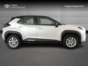 Toyota Yaris Cross Hybrid - Image 3