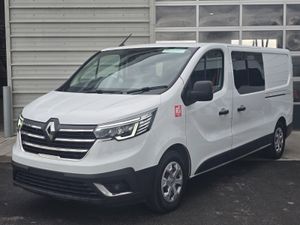 Renault Trafic E Tech Crew Cab - Image 2