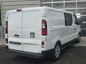 Renault Trafic E Tech Crew Cab - Image 4
