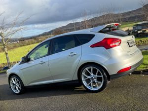 Ford Focus 2018 diesel - Image 2