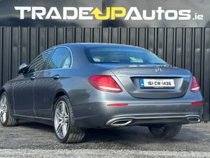Mercedes-Benz E220d *AMG line - Image 4
