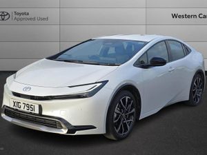 Toyota Prius 2.0 13.6 kWh Excel CVT Euro 6 (s/s) - Image 3