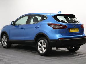 Nissan QASHQAI dCi Acenta Premium - Image 4