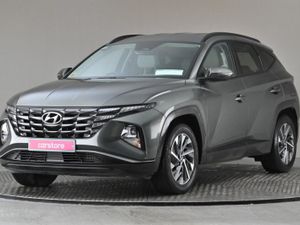 Hyundai Tucson 1.6 Executive Diesel 6spd  reverse - Image 3