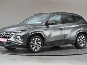 Hyundai Tucson 1.6 Executive Diesel 6spd  reverse - Image 4
