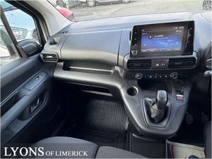 Toyota Proace Proace P City 1.5 (75bhp ) GX SW - Image 4