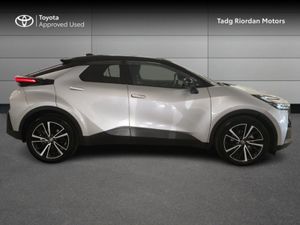 Toyota C-HR Hybrid SOL - Image 3