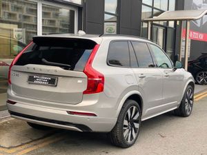 Volvo XC90 T8 Dark Plus Recharge AWD Auto (phev) - Image 4