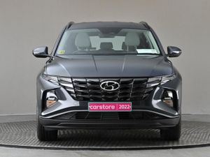 Hyundai Tucson 1.6 Executive Diesel 6spd  reverse - Image 2