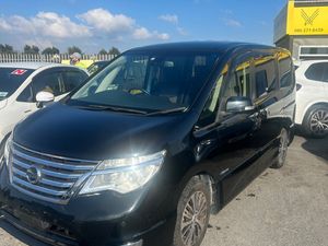 Nissan serena auto hybrid low millage 8 seater - Image 3