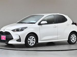 Toyota Yaris 1.0 Auto Petrol  reverse Cam privacy - Image 4
