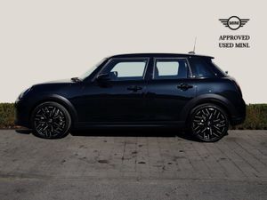 MINI Cooper Exclusive Level 1 - Image 3
